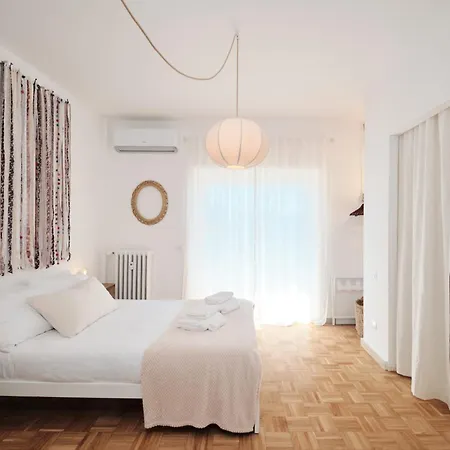 Basilica San Paolo - Luxurious Penthouse With Wi-fi Apartment *